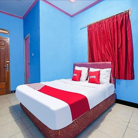 Oyo Homes 90915 Eco Tourism Desa Cihanjuang Rahayu Ciwangun Indah Camp Villas Bongkar Ngoại thất bức ảnh